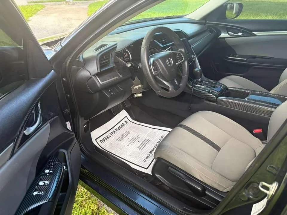 2017 Honda Civic 10th Gen - Image 4 of 7