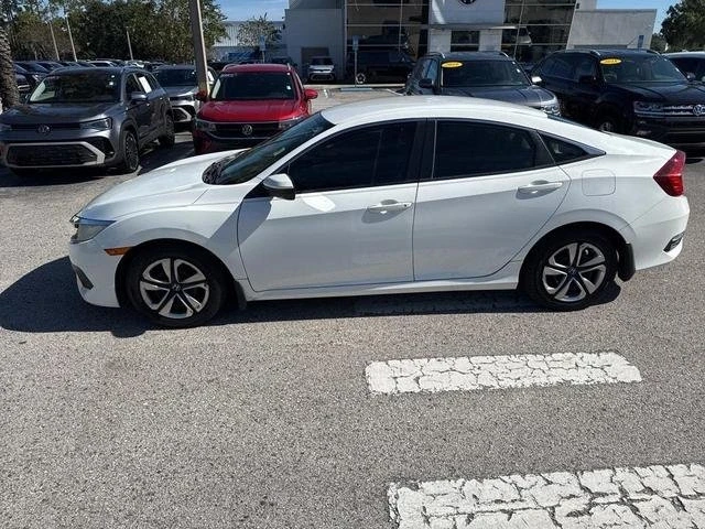 2017 Honda Civic 10th Gen - Image 7 of 14