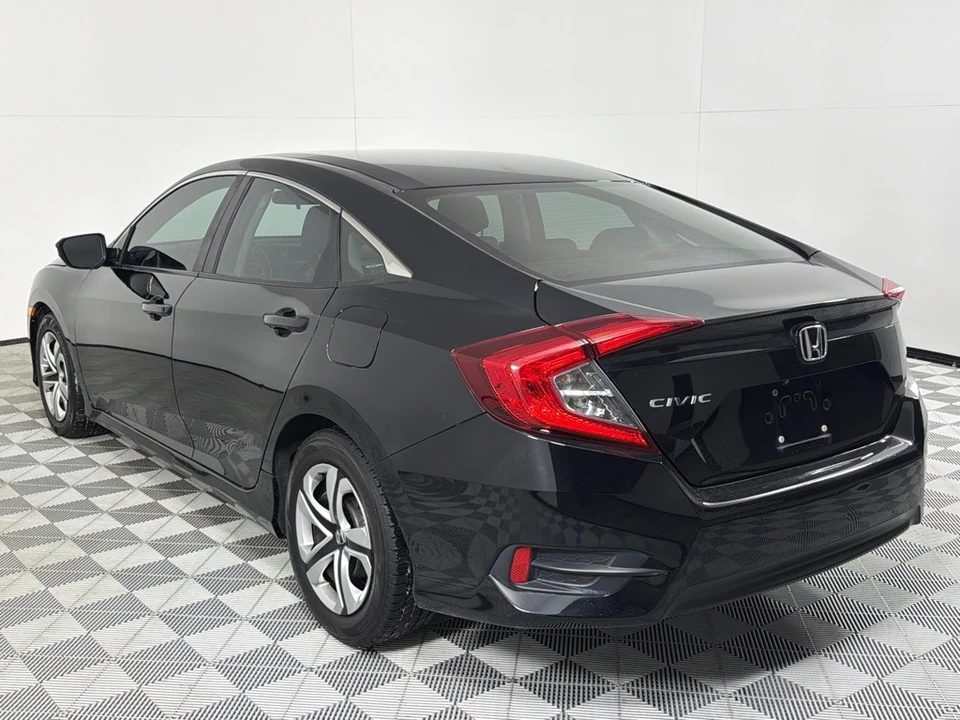 2017 Honda Civic 10th Gen - Image 5 of 12