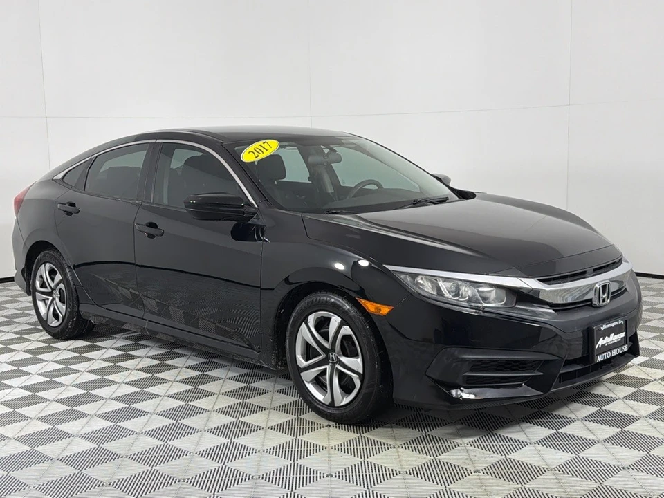 2017 Honda Civic 10th Gen - Image 3 of 12