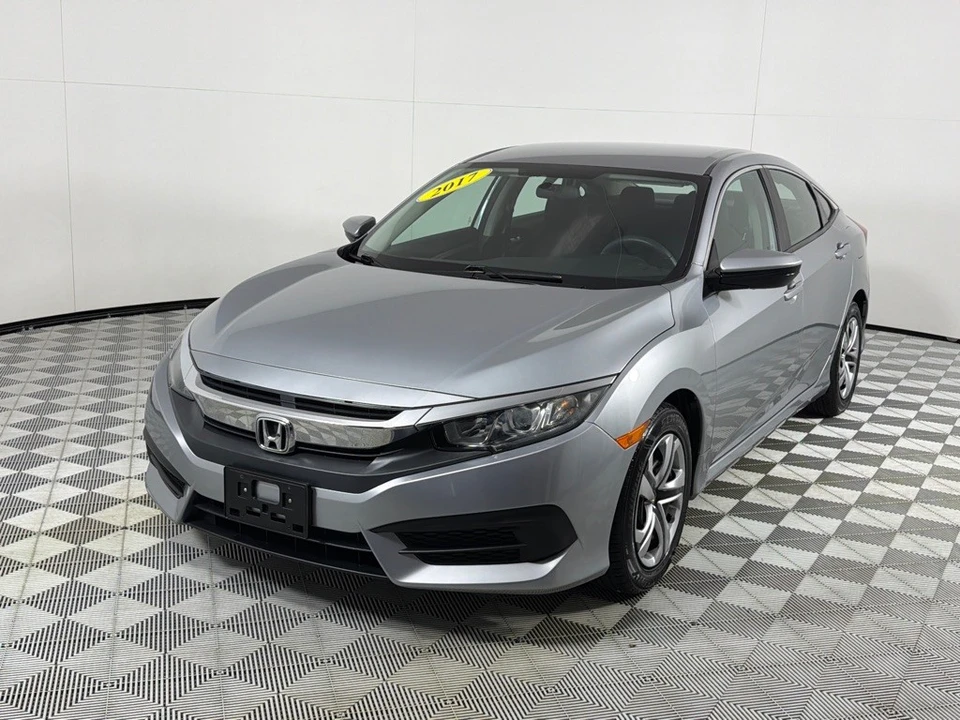 2017 Honda Civic 10th Gen - Image 8 of 24
