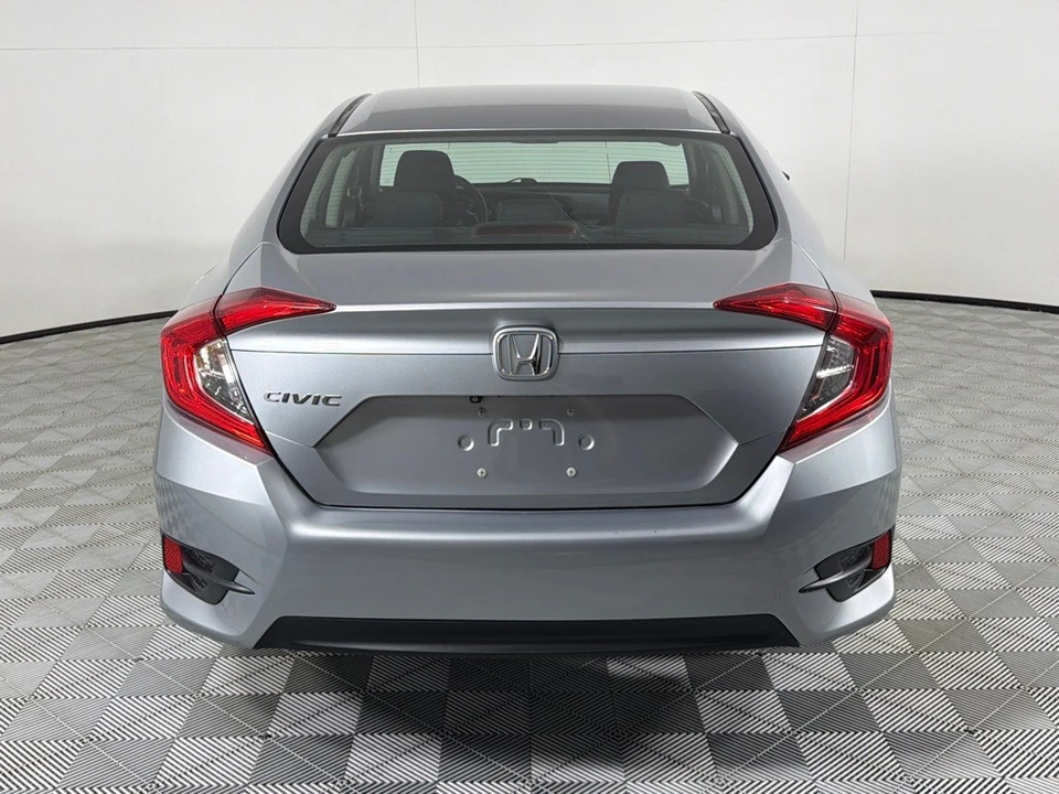 2017 Honda Civic 10th Gen - Image 4 of 24