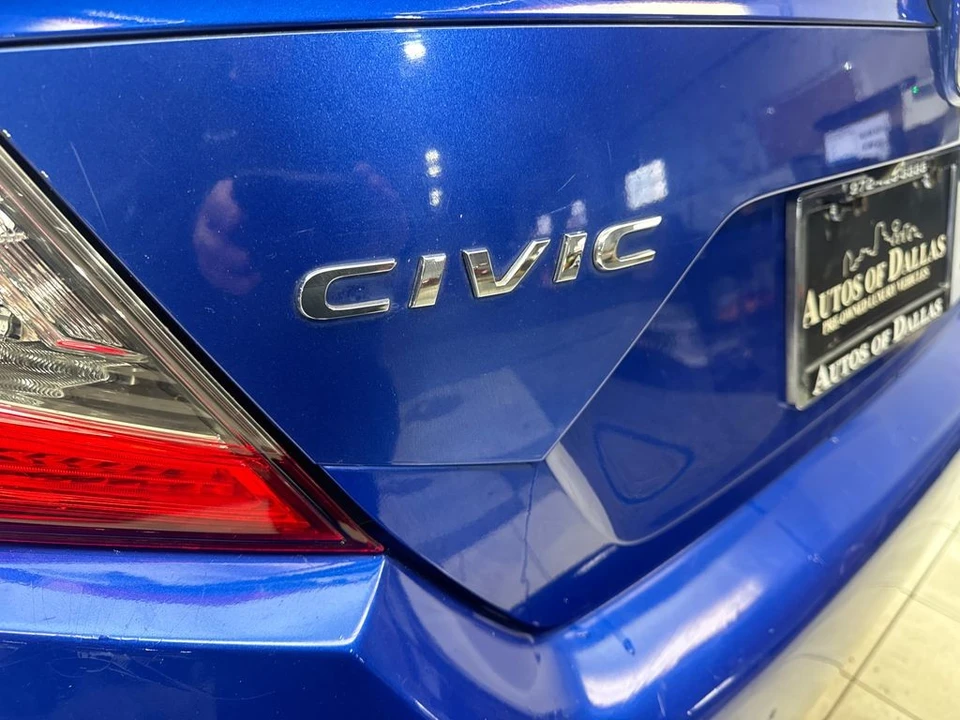 2017 Honda Civic 10th Gen - Image 12 of 31