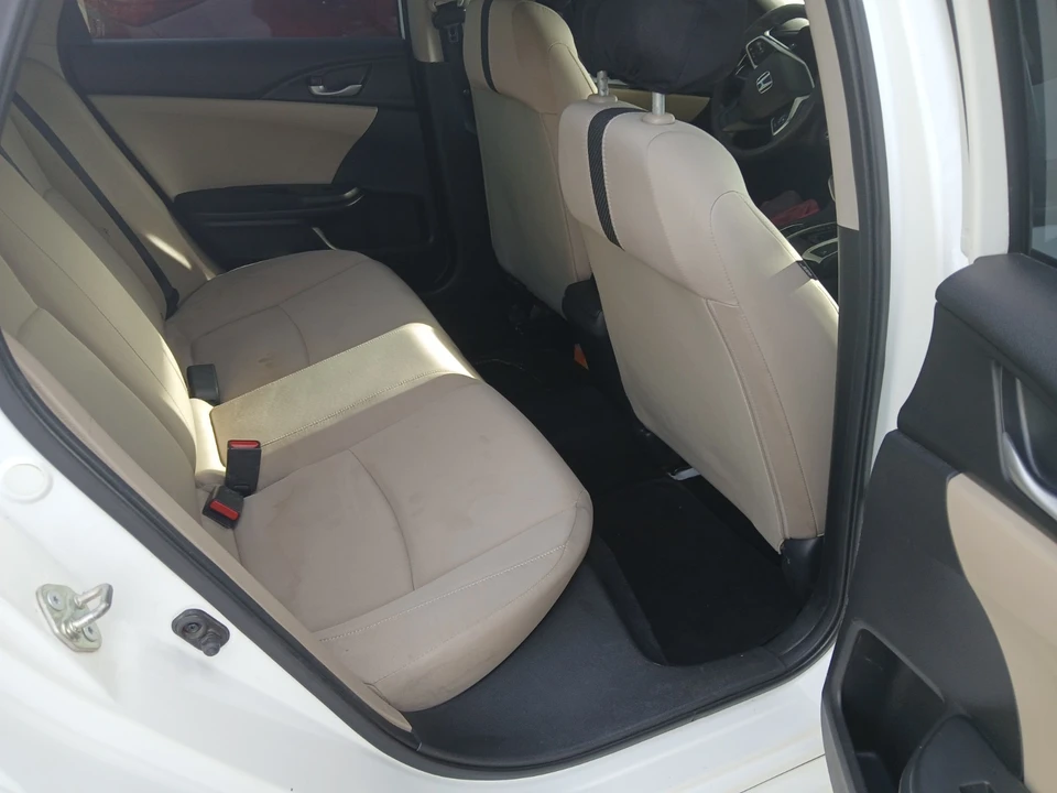 2017 Honda Civic 10th Gen - Image 14 of 20