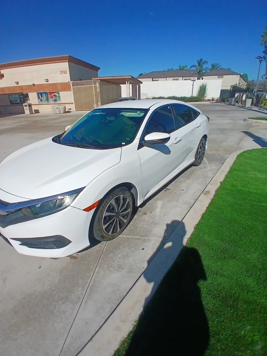 2017 Honda Civic 10th Gen - Image 7 of 20