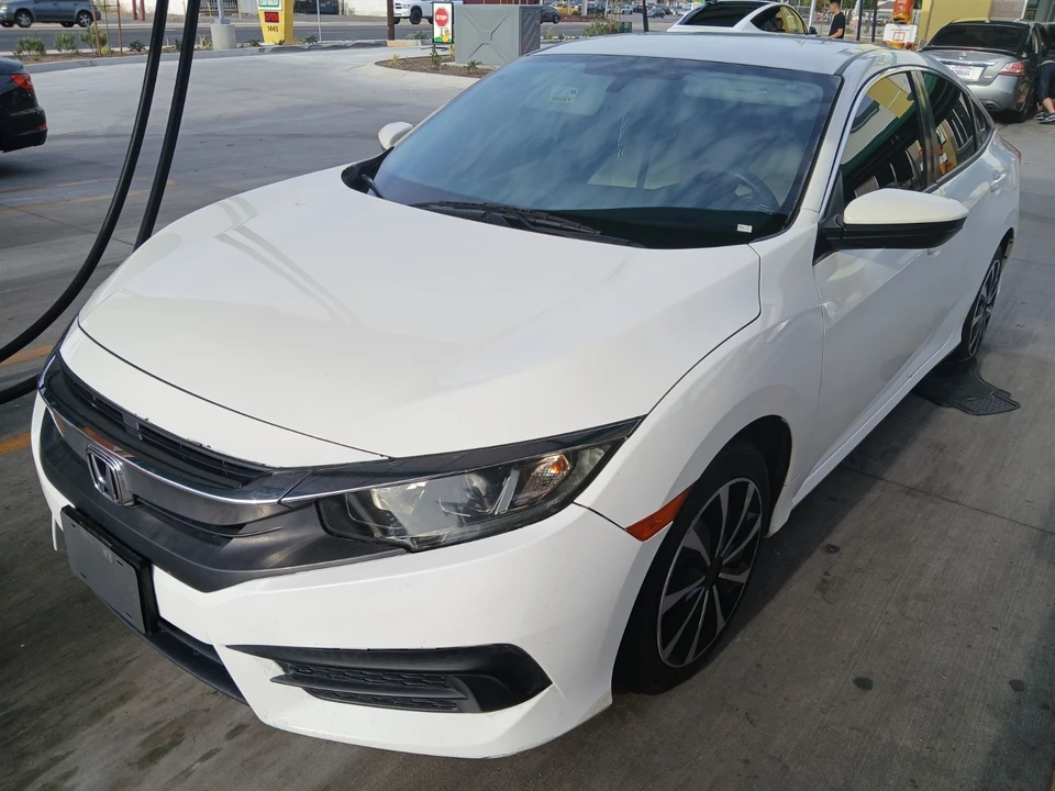 2017 Honda Civic 10th Gen - Image 4 of 20
