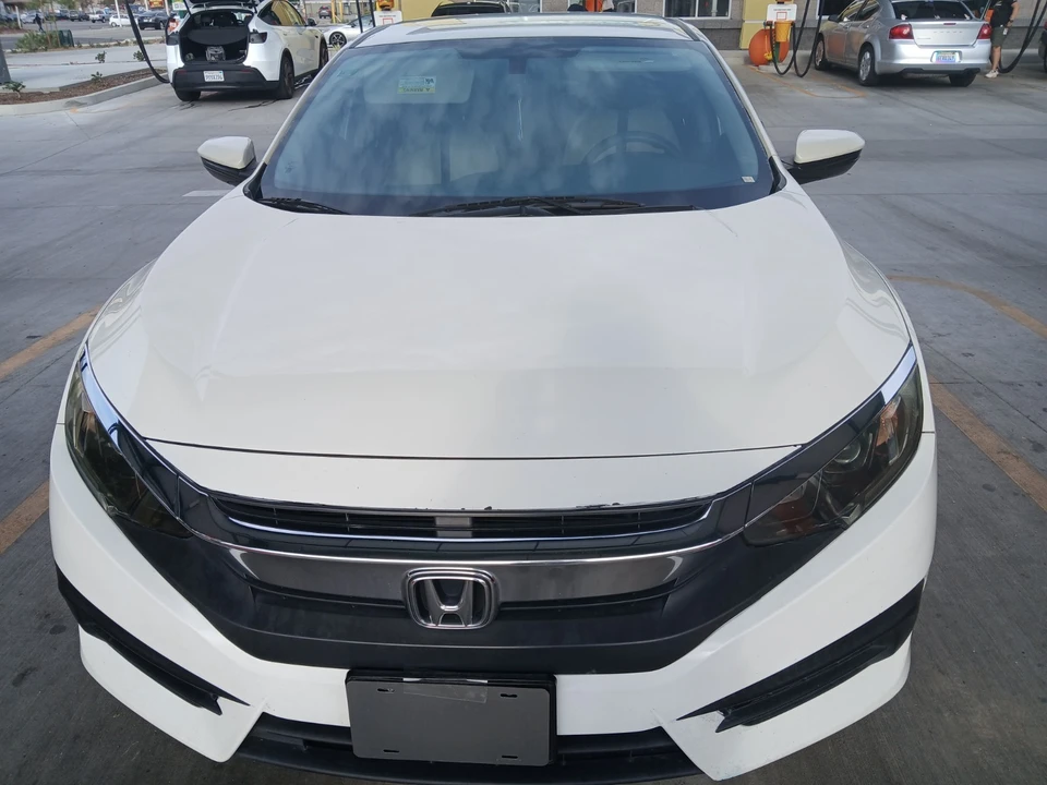 2017 Honda Civic 10th Gen - Image 2 of 20