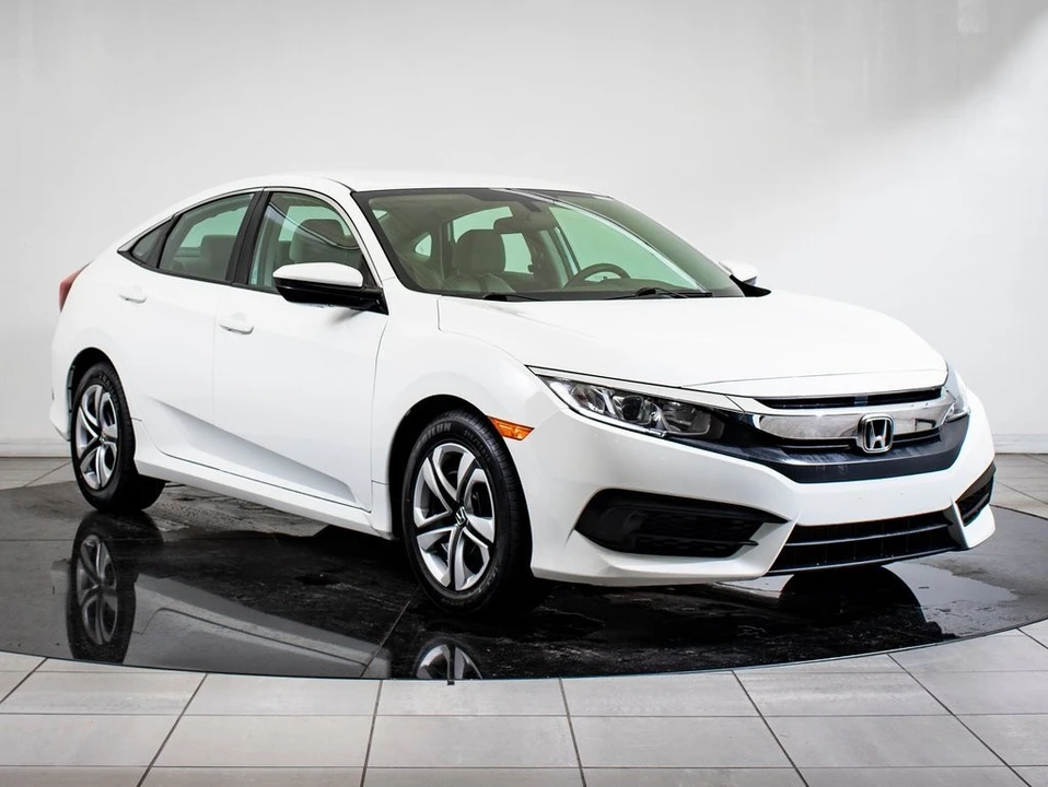 2017 Honda Civic 10th Gen - Image 5 of 21