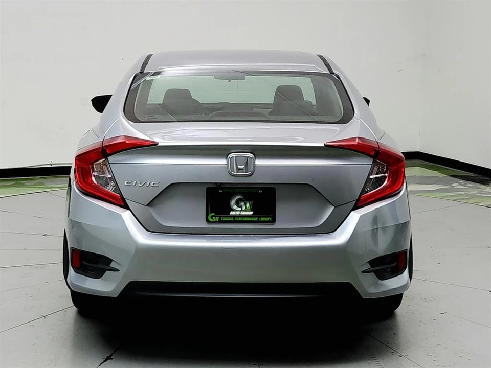 2017 Honda Civic 10th Gen - Image 6 of 31