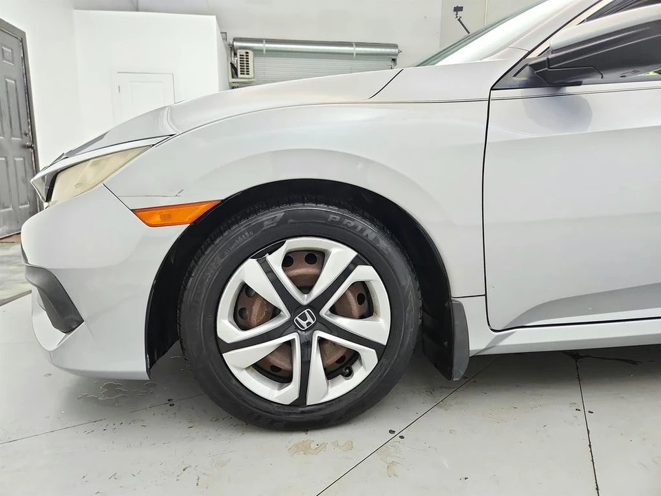 2017 Honda Civic 10th Gen - Image 30 of 31