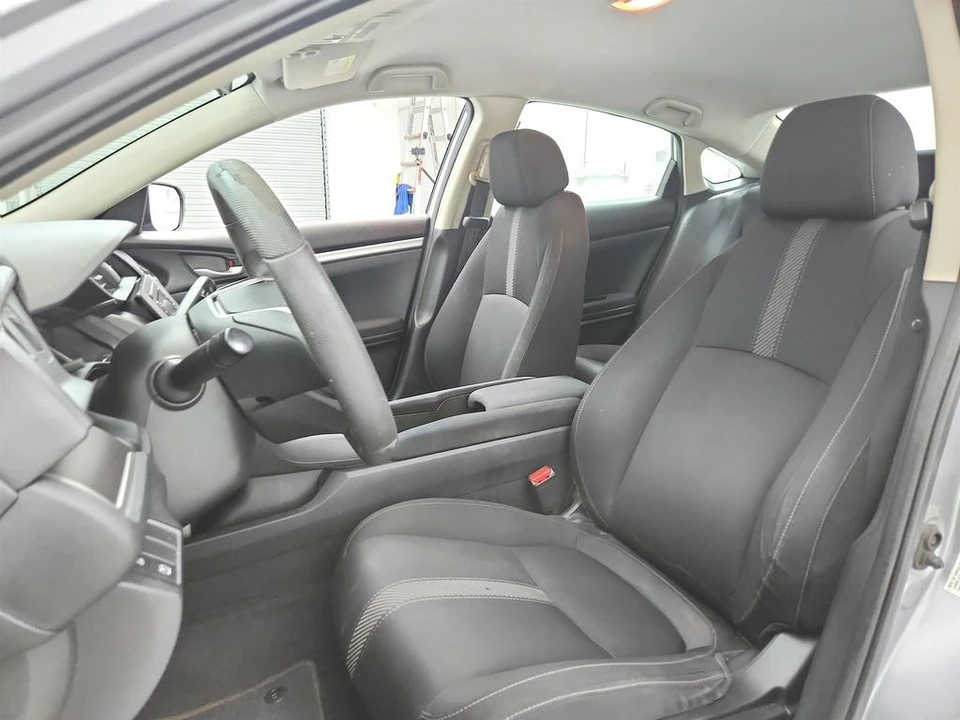 2017 Honda Civic 10th Gen - Image 14 of 31