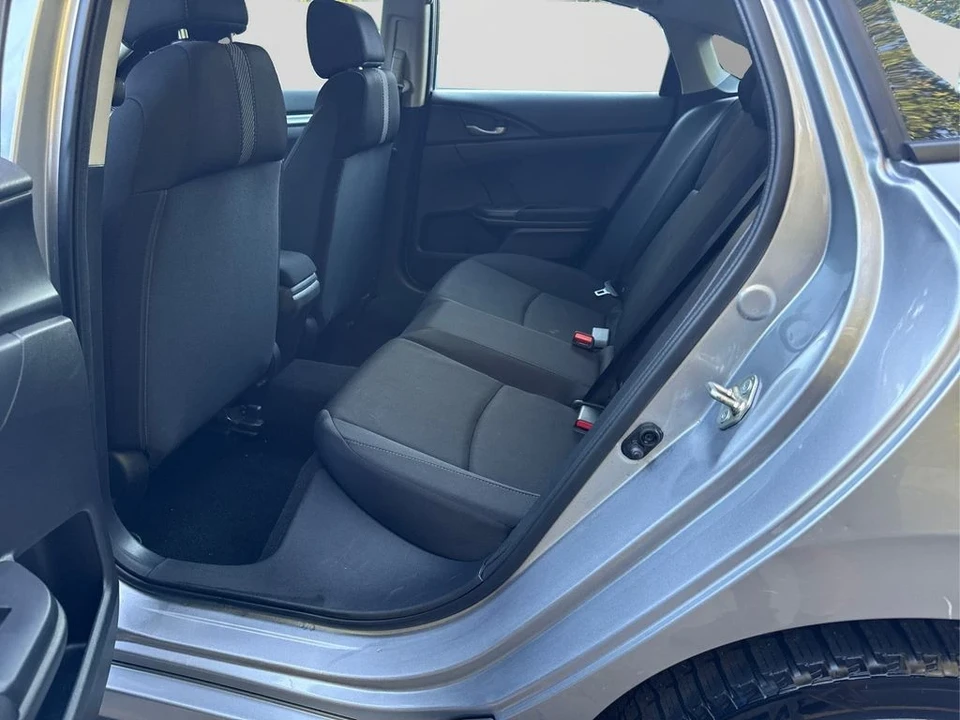 2017 Honda Civic 10th Gen - Image 10 of 12