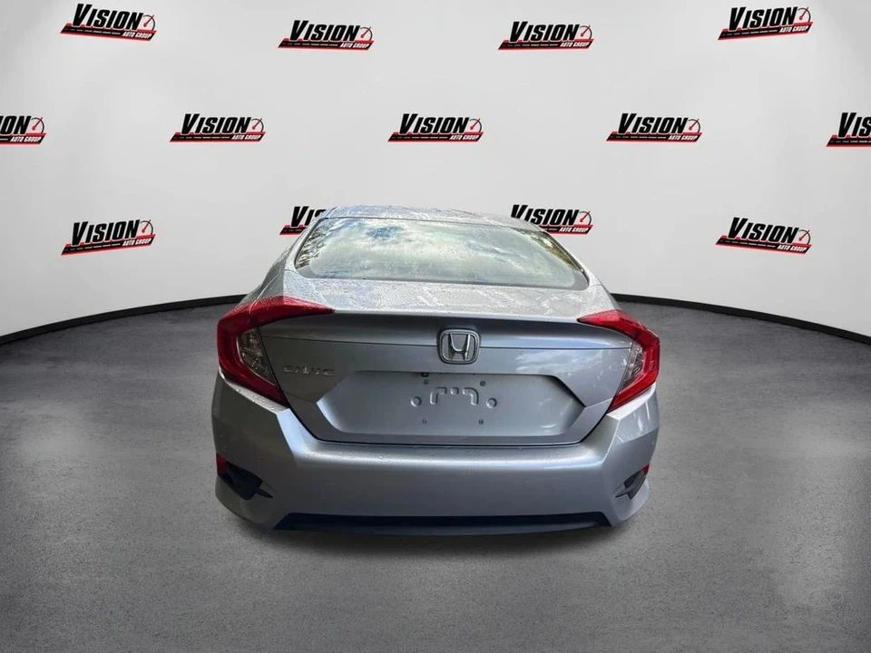 2017 Honda Civic 10th Gen - Image 6 of 12