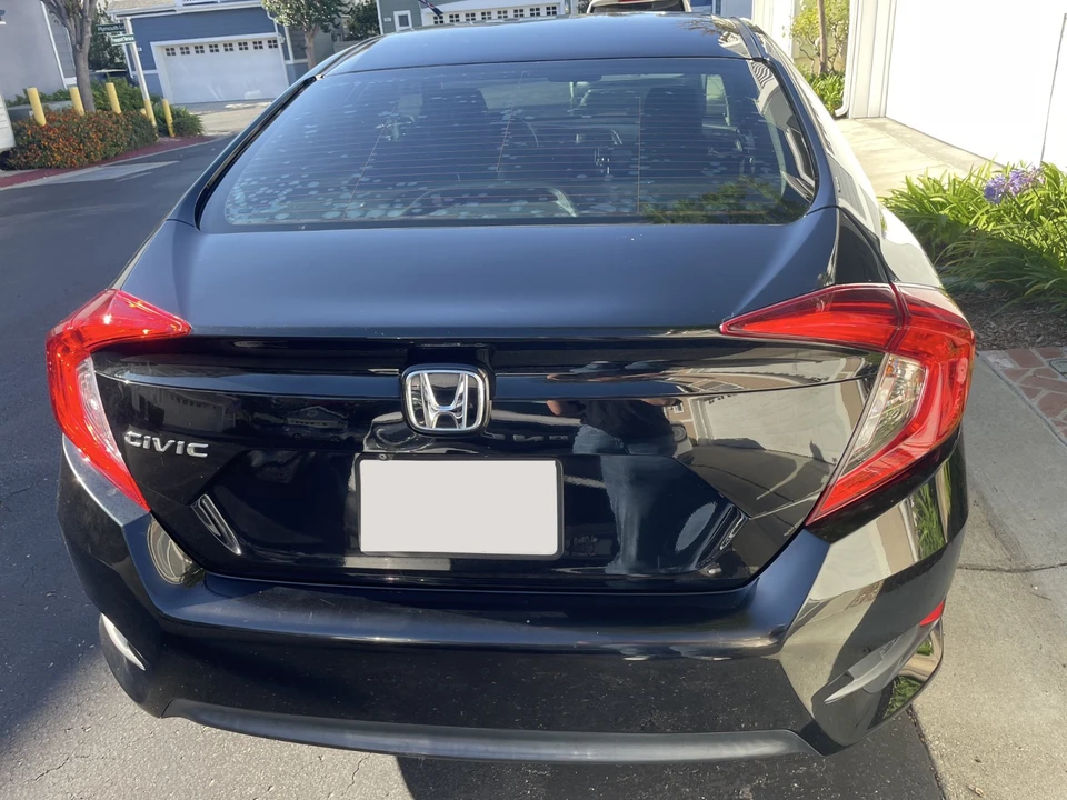 2017 Honda Civic 10th Gen - Image 4 of 13