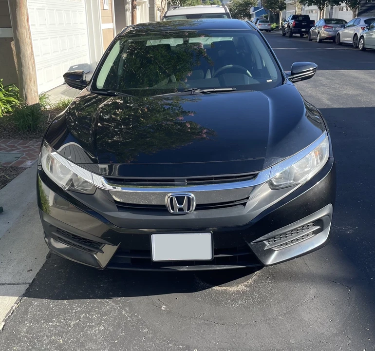 2017 Honda Civic 10th Gen - Image 2 of 13