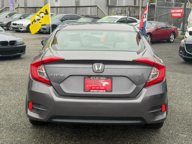 2017 Honda Civic 10th Gen - Image 5 of 12