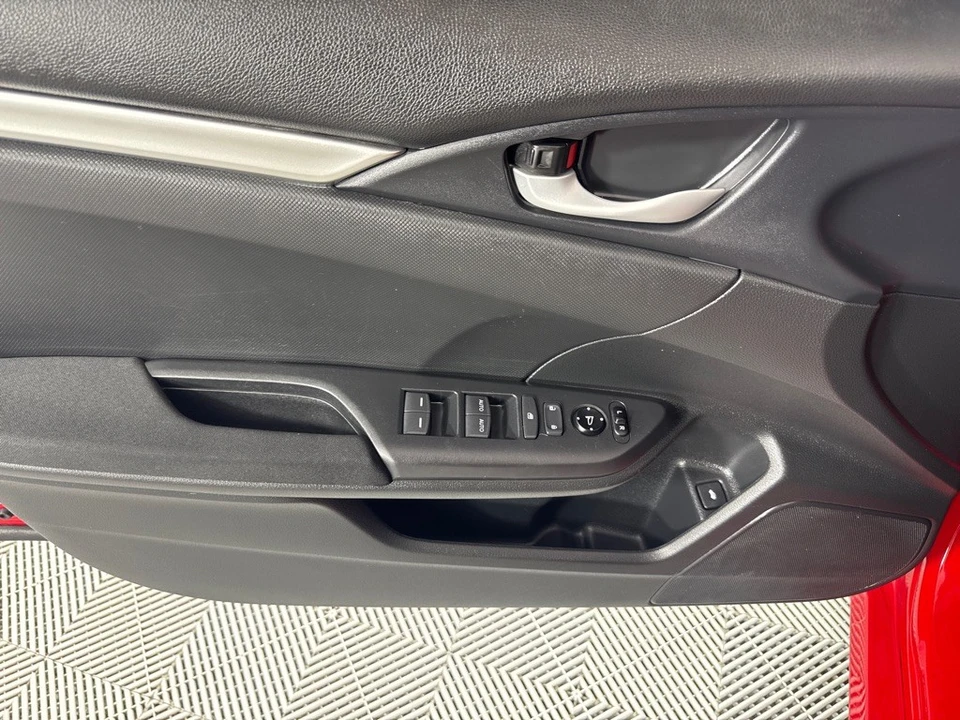 2017 Honda Civic 10th Gen - Image 9 of 12