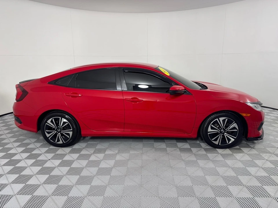 2017 Honda Civic 10th Gen - Image 4 of 12