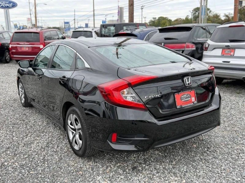 2017 Honda Civic 10th Gen - Image 6 of 12