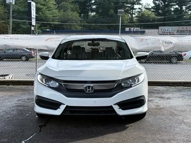 2017 Honda Civic 10th Gen - Image 5 of 12