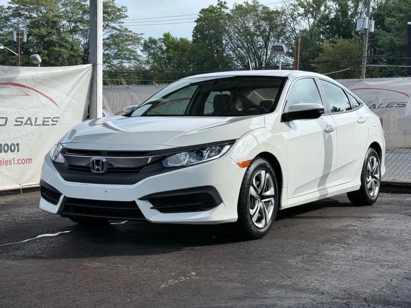 2017 Honda Civic 10th Gen - Image 3 of 12