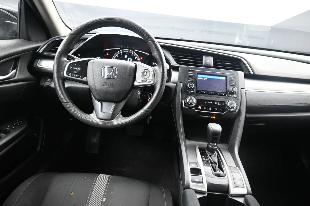2017 Honda Civic 10th Gen - Image 19 of 31