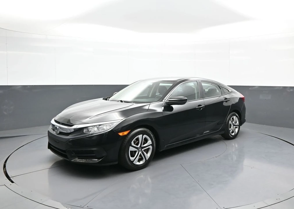 2017 Honda Civic 10th Gen - Image 10 of 31