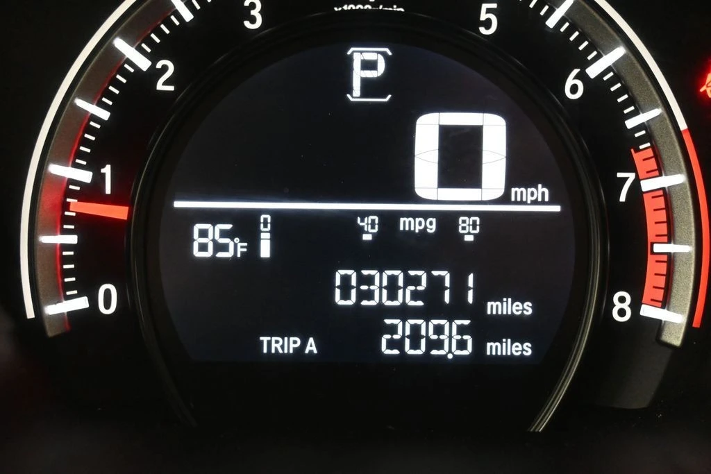 2017 Honda Civic 10th Gen - Image 16 of 31