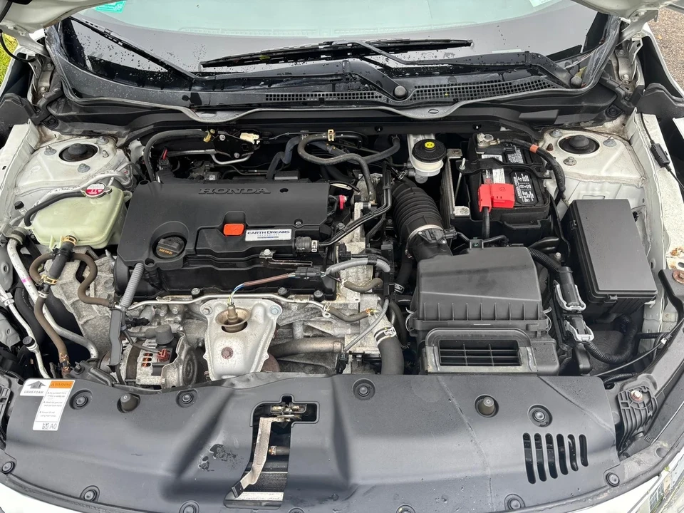 2017 Honda Civic 10th Gen - Image 11 of 12