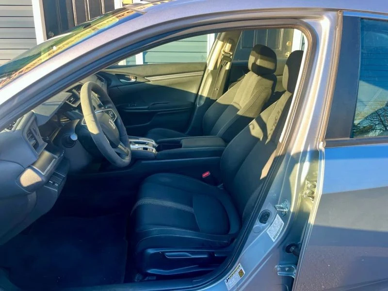 2017 Honda Civic 10th Gen - Image 8 of 12