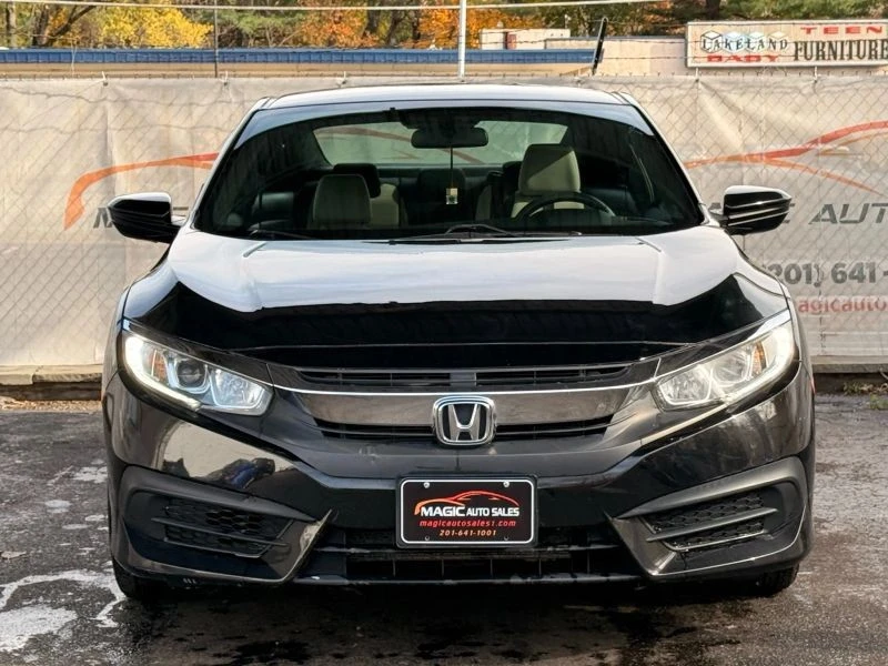 2017 Honda Civic 10th Gen - Image 5 of 12