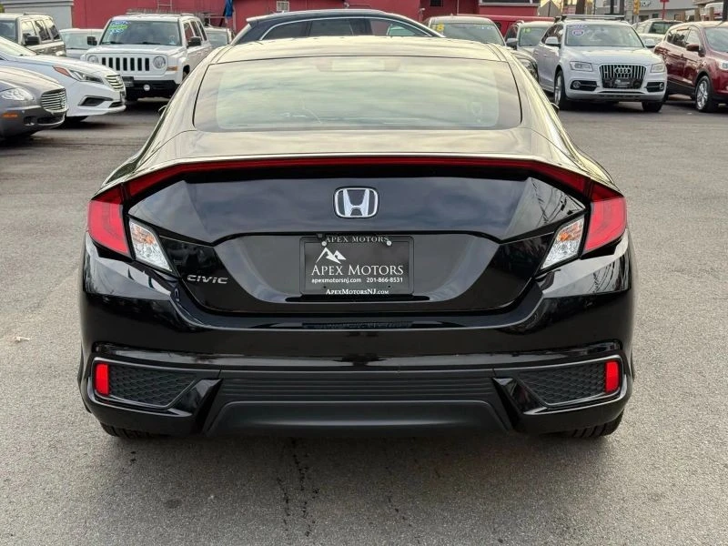 2017 Honda Civic 10th Gen - Image 8 of 12
