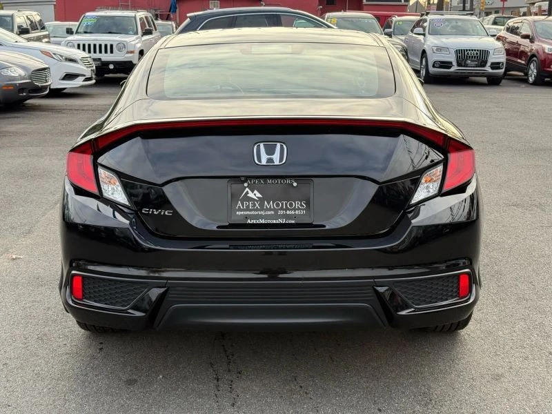 2017 Honda Civic 10th Gen - Image 8 of 12
