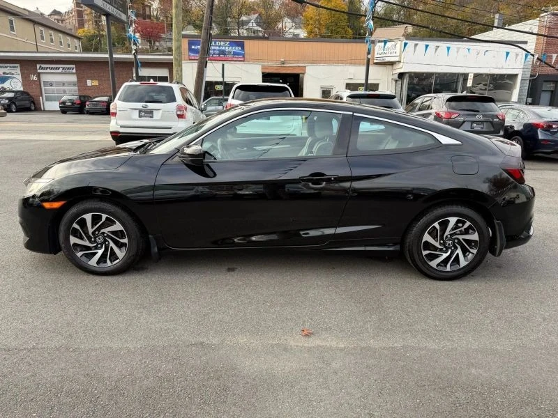 2017 Honda Civic 10th Gen - Image 4 of 12