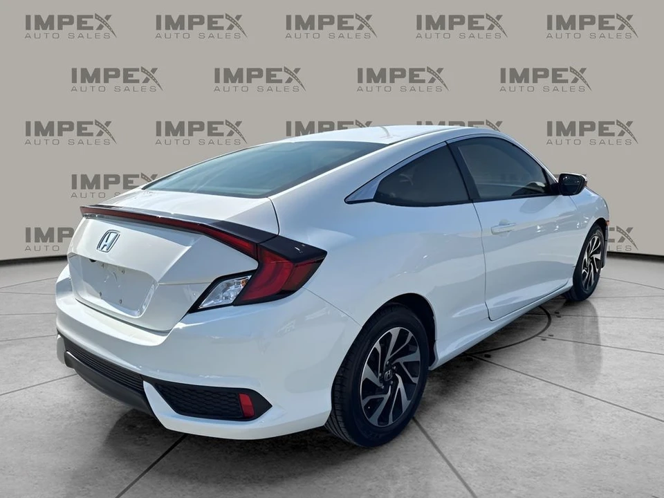 2017 Honda Civic 10th Gen - Image 5 of 12
