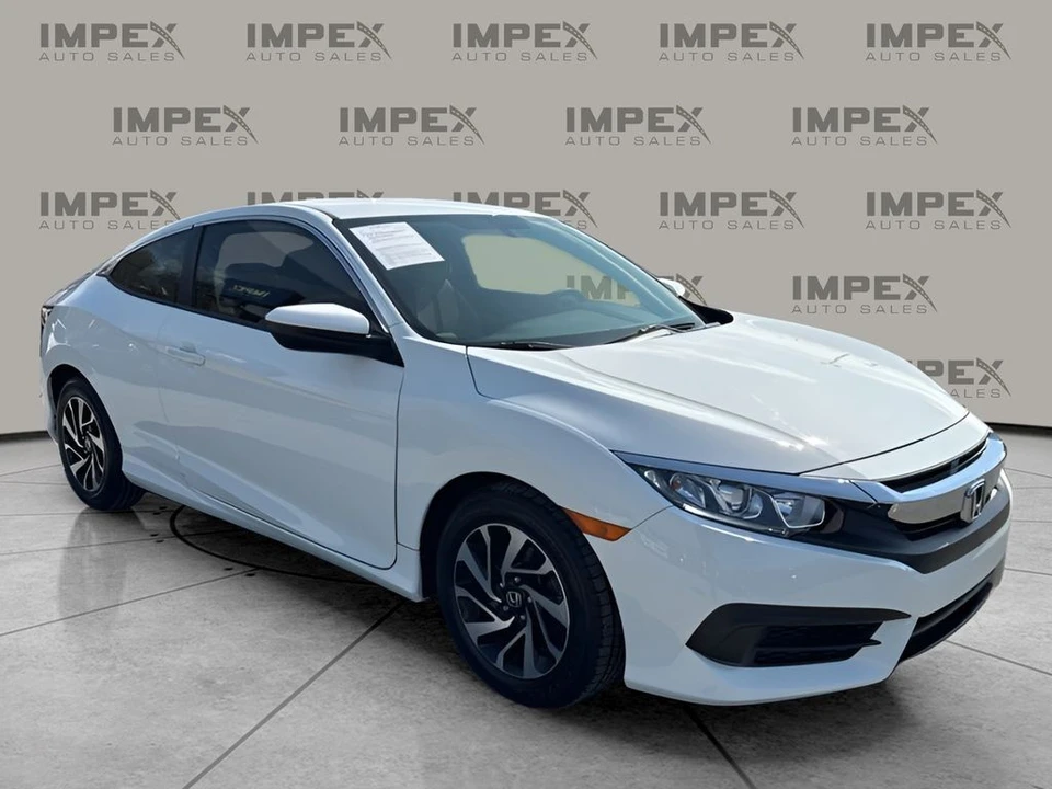 2017 Honda Civic 10th Gen - Image 7 of 12