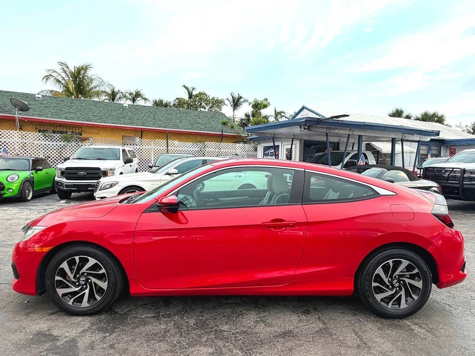 2017 Honda Civic 10th Gen - Image 12 of 31