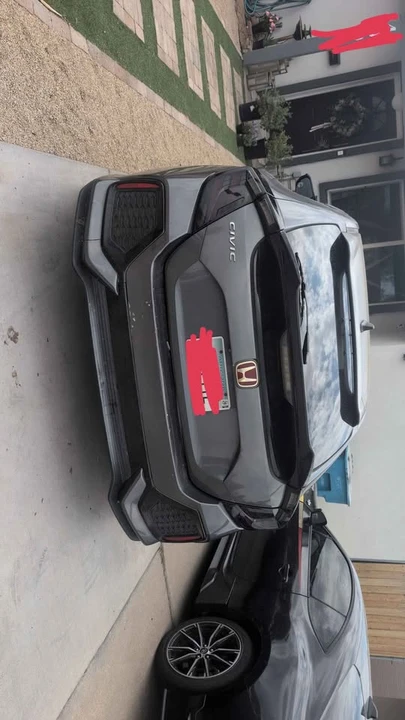 2017 Honda Civic 10th Gen - Image 4 of 7