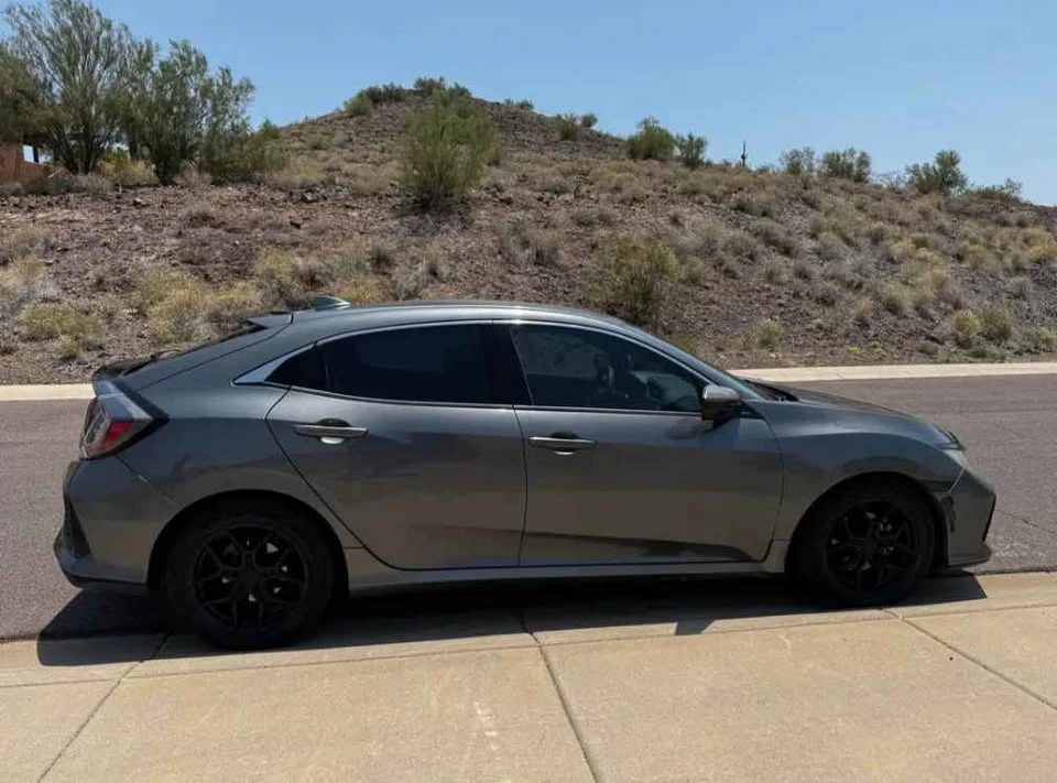 2017 Honda Civic 10th Gen - Image 3 of 7