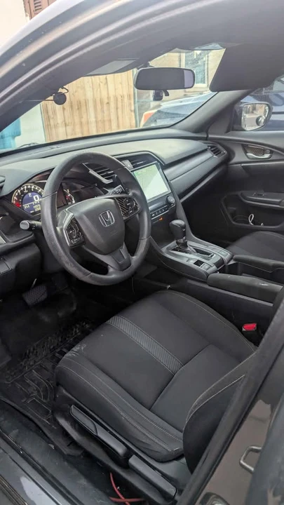 2017 Honda Civic 10th Gen - Image 5 of 7