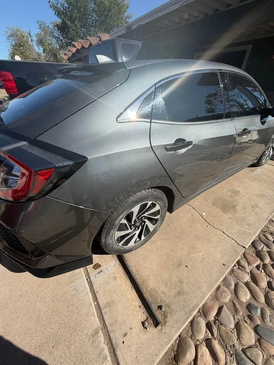 2017 Honda Civic 10th Gen - Image 3 of 6