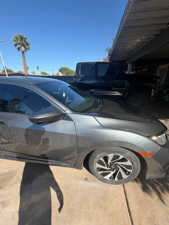 2017 Honda Civic 10th Gen - Image 5 of 6