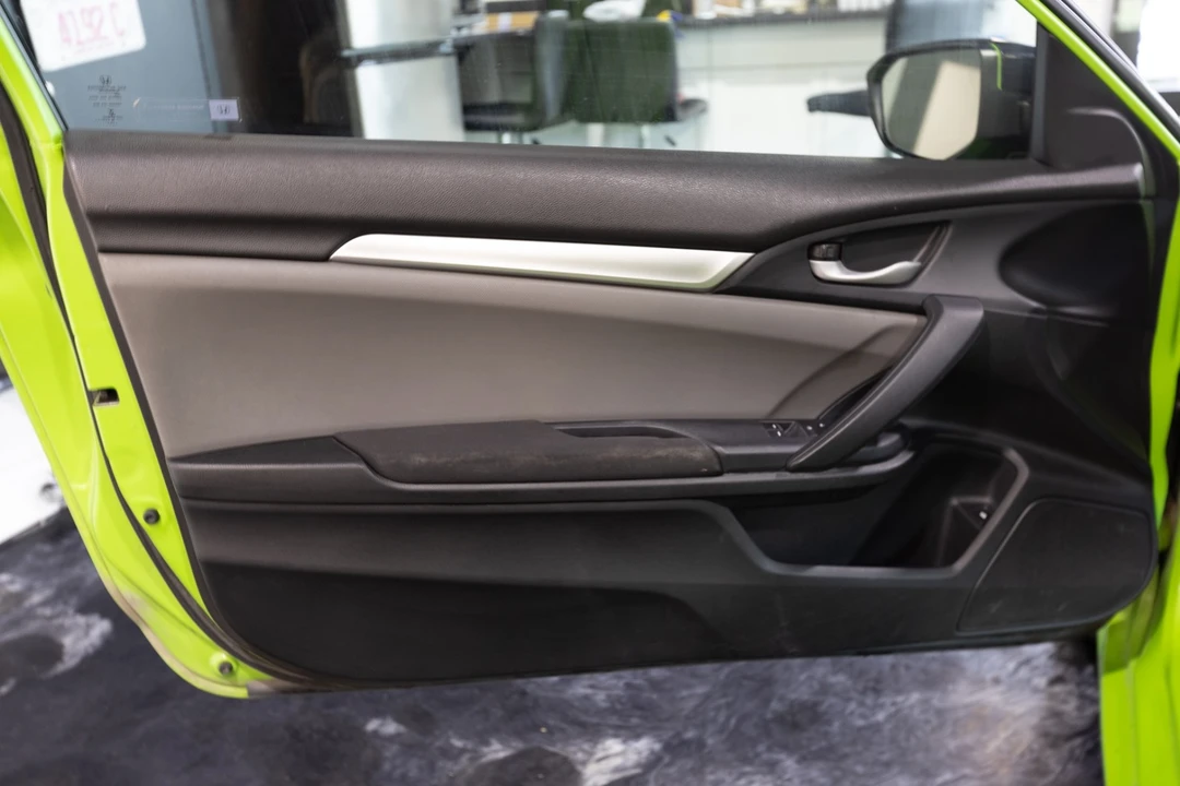 2017 Honda Civic 10th Gen - Image 20 of 31
