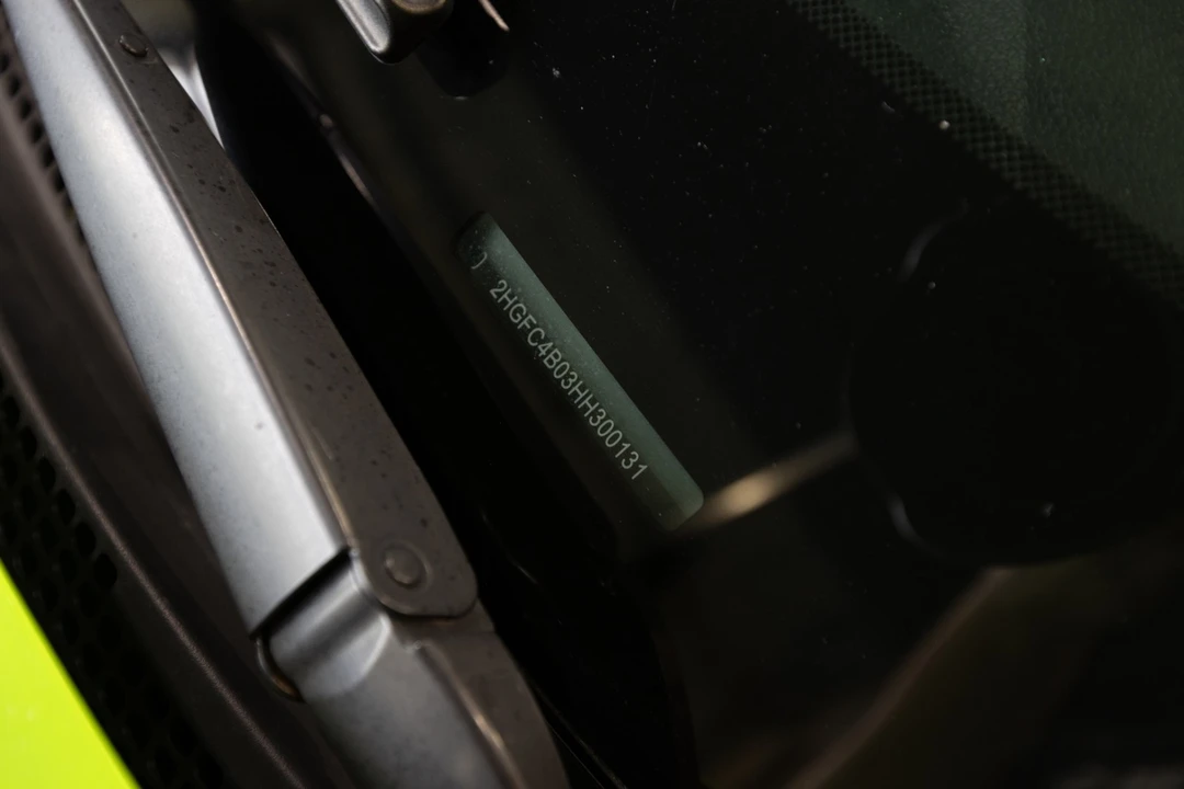 2017 Honda Civic 10th Gen - Image 17 of 31