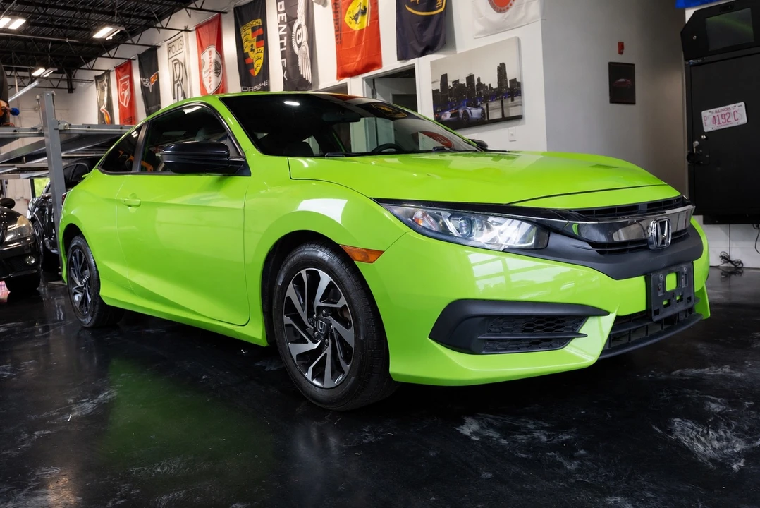 2017 Honda Civic 10th Gen - Image 15 of 31