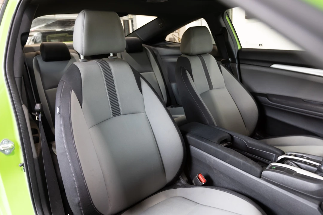 2017 Honda Civic 10th Gen - Image 28 of 31