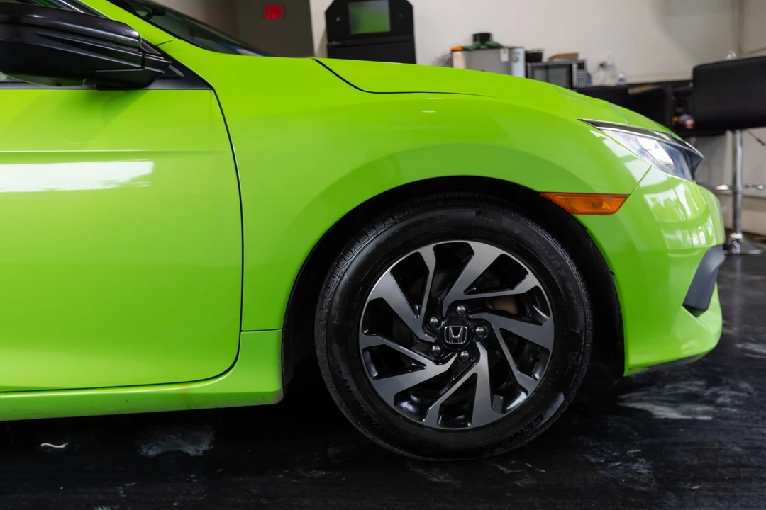 2017 Honda Civic 10th Gen - Image 14 of 31