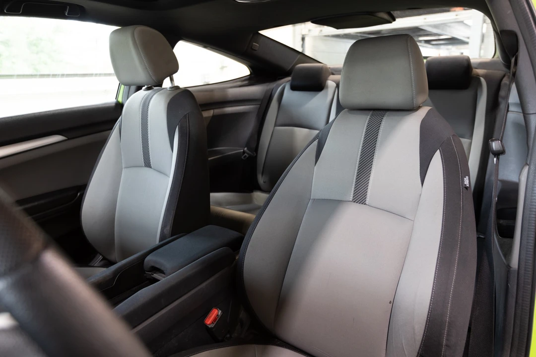 2017 Honda Civic 10th Gen - Image 19 of 31