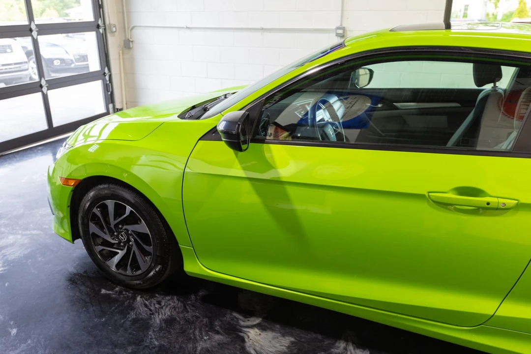 2017 Honda Civic 10th Gen - Image 3 of 31