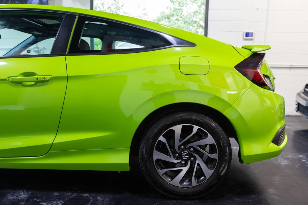 2017 Honda Civic 10th Gen - Image 7 of 31